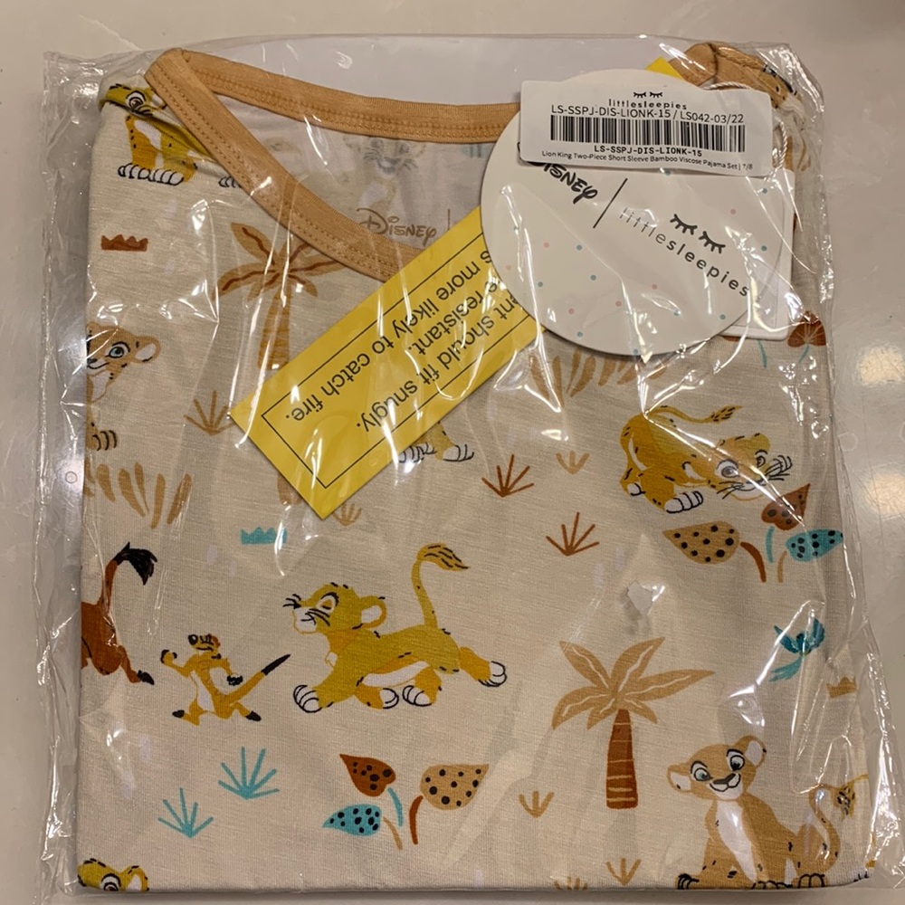 Little Sleepies S/S Pajamas, Size 7/8 - Lion King Print - New In Package